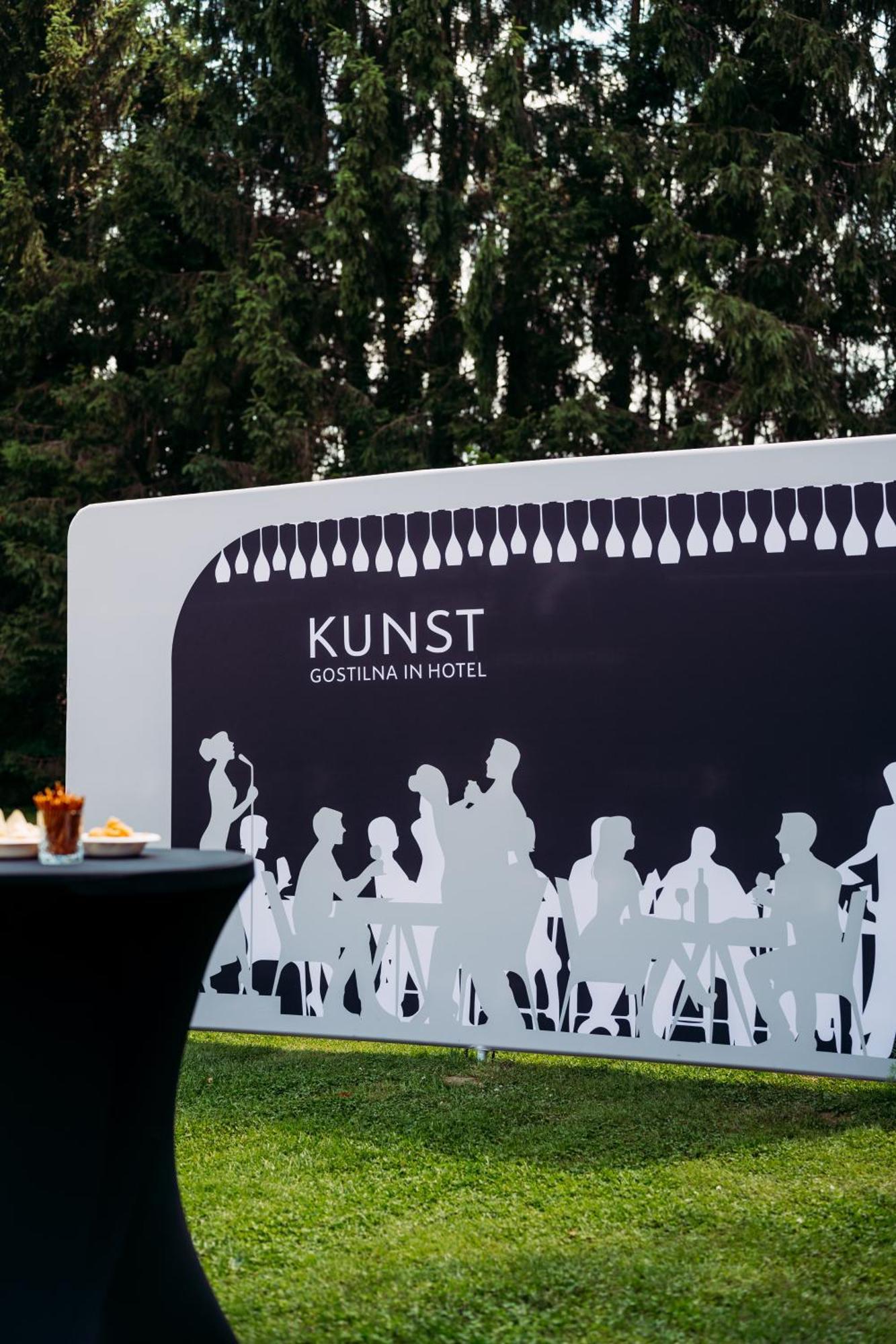 Hotel Kunst Кршко Экстерьер фото